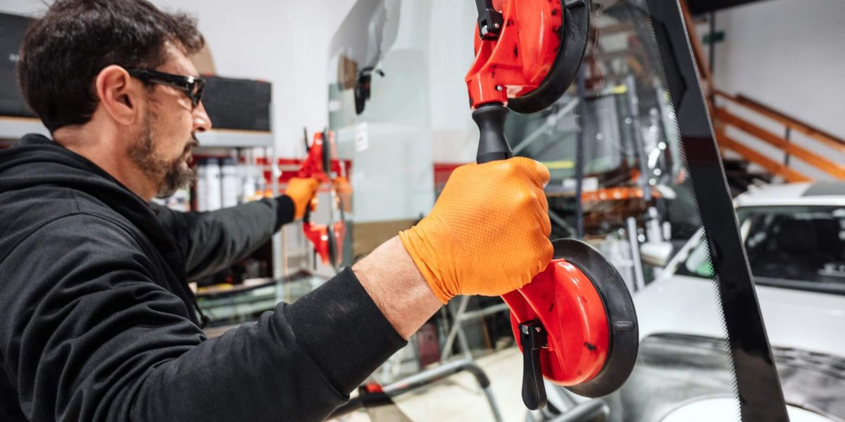 Expert Auto Glass Chip Repair Process